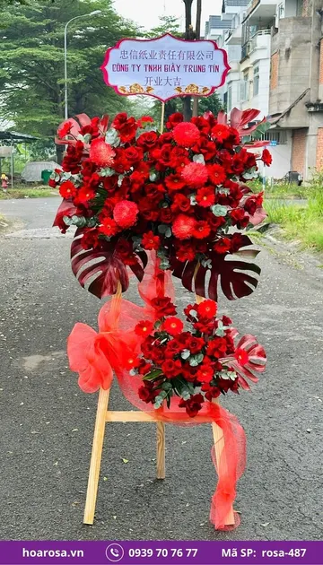 Kệ hoa chúc mừng rosa-487