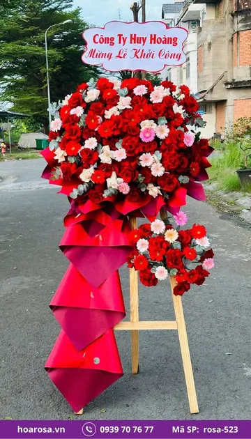 Kệ hoa chúc mừng rosa-523