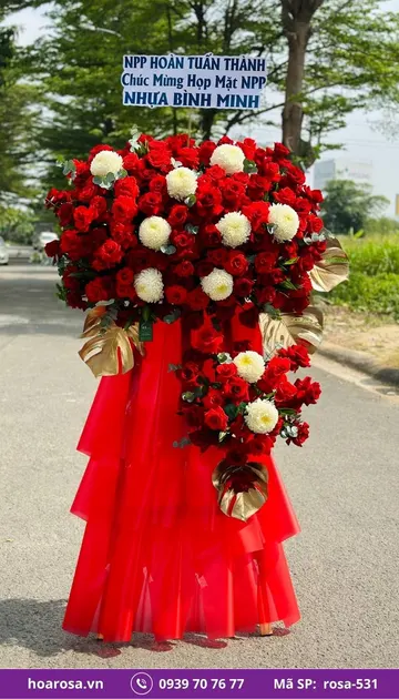 Kệ hoa chúc mừng rosa-531
