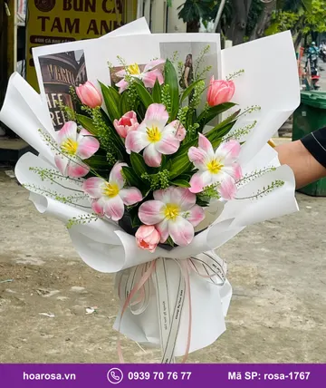 Bó hoa tulip tông hồng trắng rosa-1767