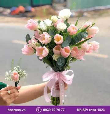Bó hoa tulip cưới tông hồng trắng rosa-1823