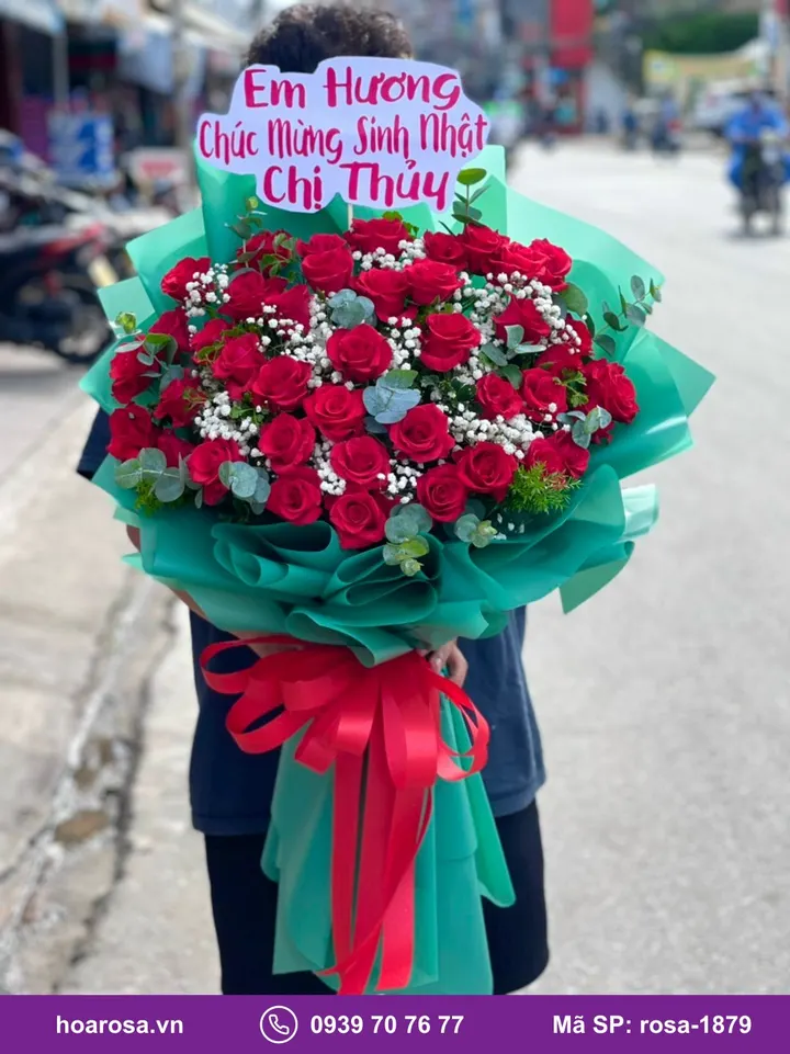 Bó hoa hồng đỏ giấy xanh rosa-1879