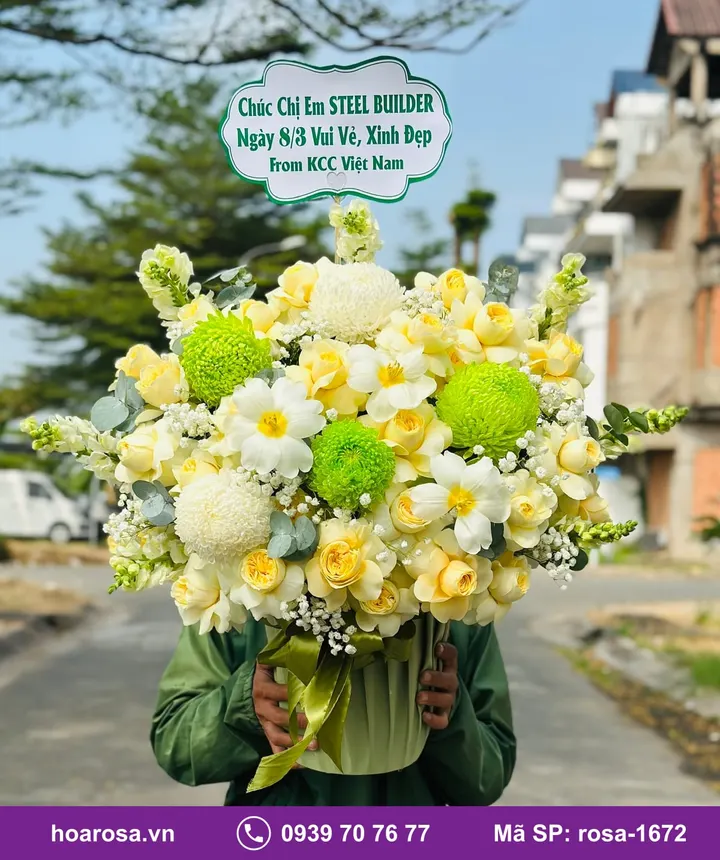 Giỏ Hoa Tươi Tông Trắng rosa-1672