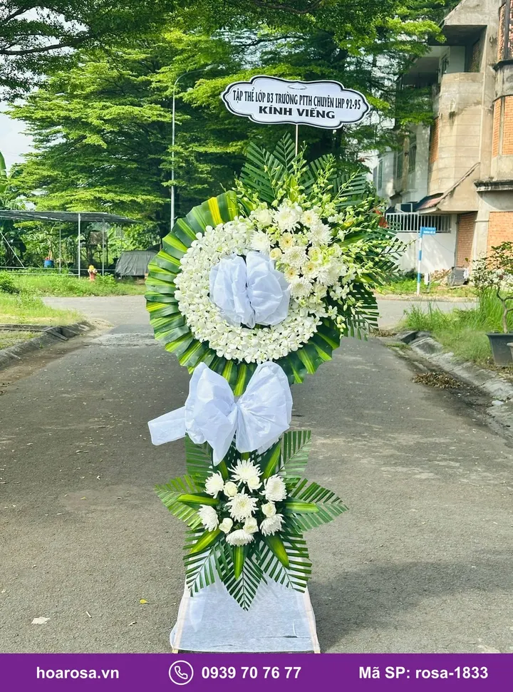 Kệ hoa viếng 2 tầng cúc trắng rosa-1833