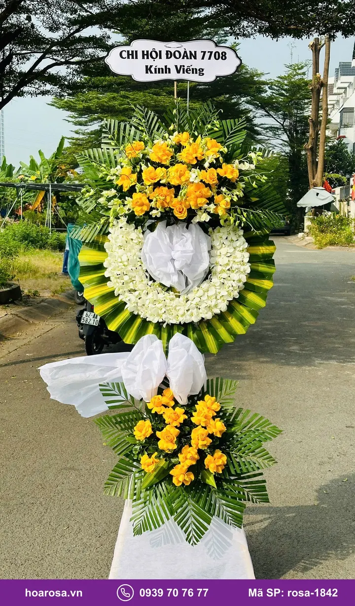 Kệ hoa viếng 2 tầng trắng vàng rosa-1842