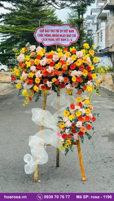 Kệ hoa chúc mừng rosa-1196